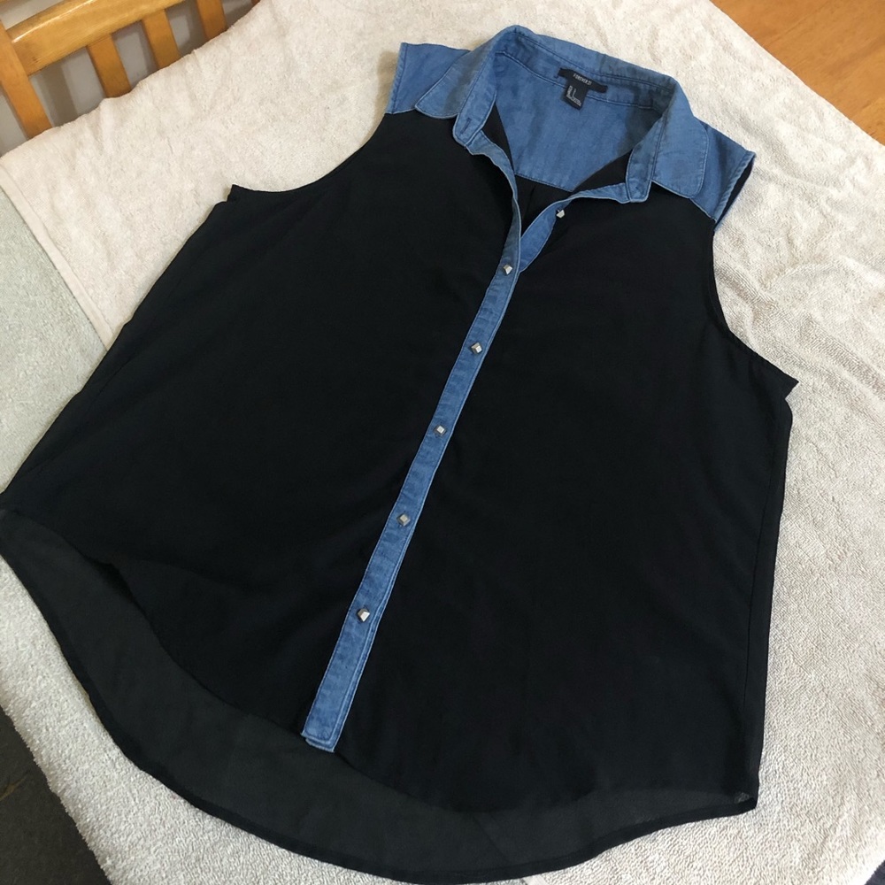 Forever 21 Sleeveless Top